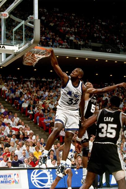 Shaq schiaccia sugli Spurs nel 1993
